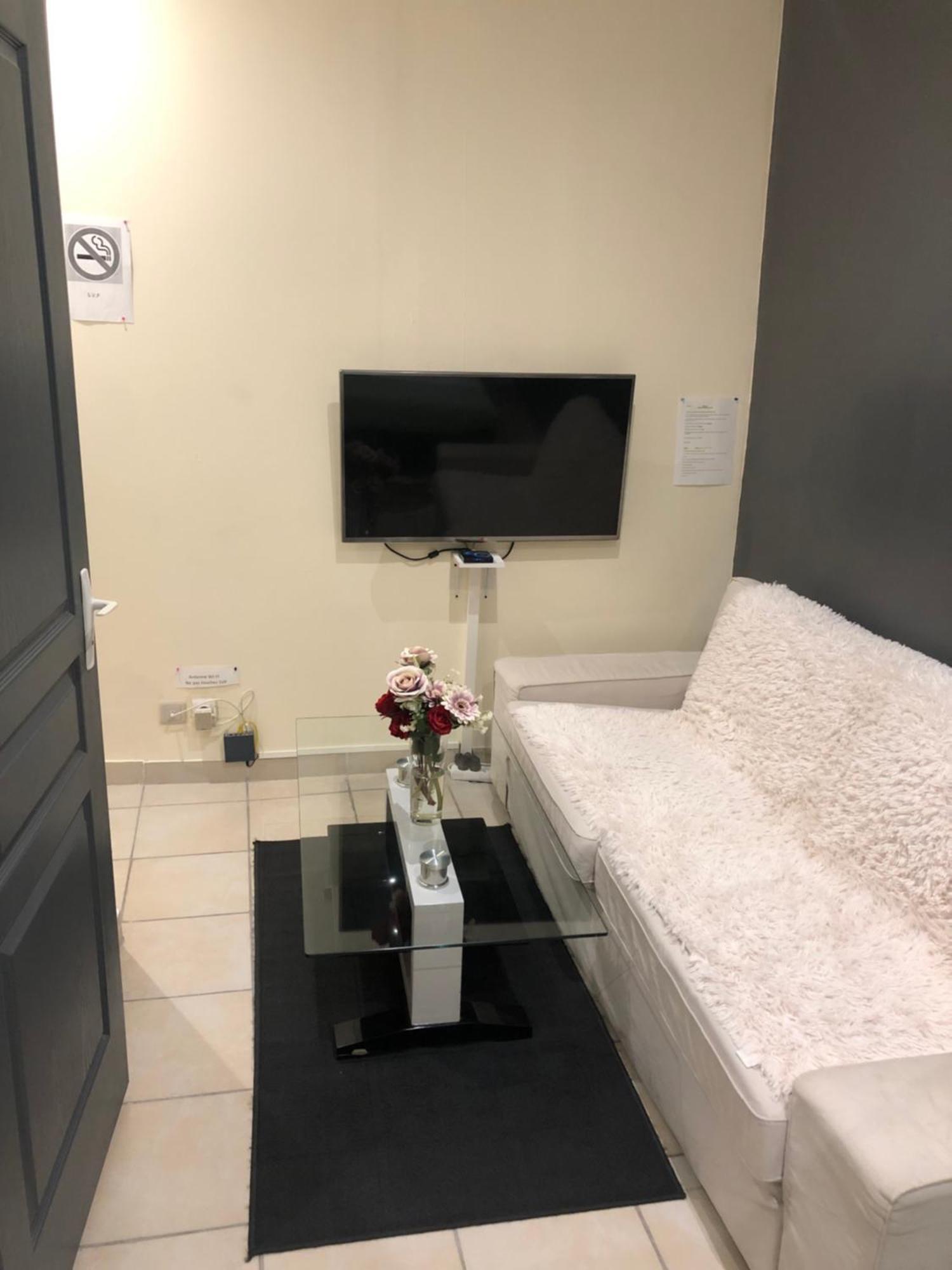 Sci Zlr Apartment Сент Етиен Екстериор снимка